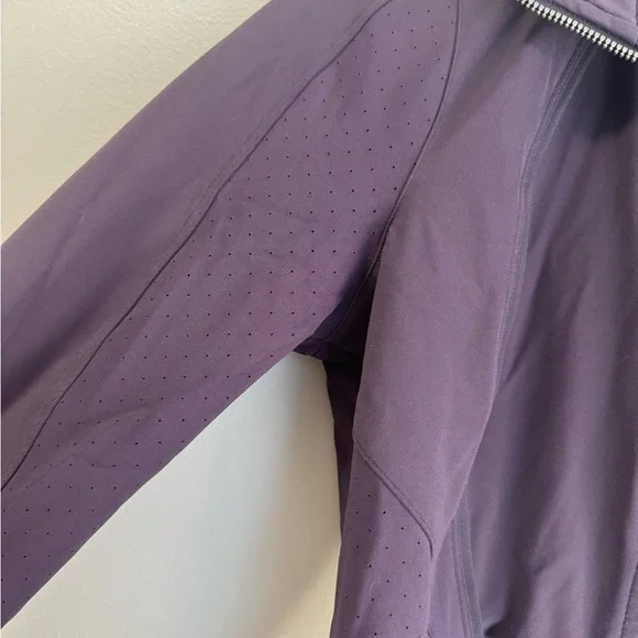 Lululemon Sleek Essentials Full-Zip Jacket - Picture 7 of 7